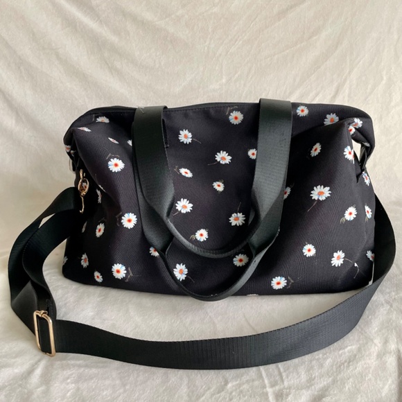 Alice + Olivia Daisy Print Duffle Bag Tote by Stacey Bendet - Picture 11 of 16